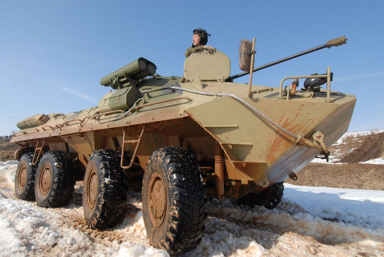 Новый российский колесный бронетранспортер БТР-90 с комплексом вооружения Бережок во время испытаний на ОАО Арзамасский машиностроительный завод