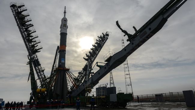 Вывоз ракеты-носителя Союз-ФГ. Архивное фото Вывоз ракеты-носителя Союз-ФГ. Архивное фото