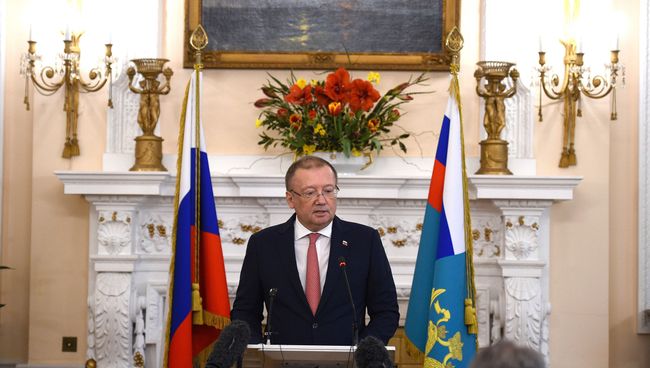 Посол РФ в Великобритании Александр Яковенко на пресс-конференции в Лондоне. 22 марта 2018 Посол РФ в Великобритании Александр Яковенко на пресс-конференции в Лондоне. 22 марта 2018