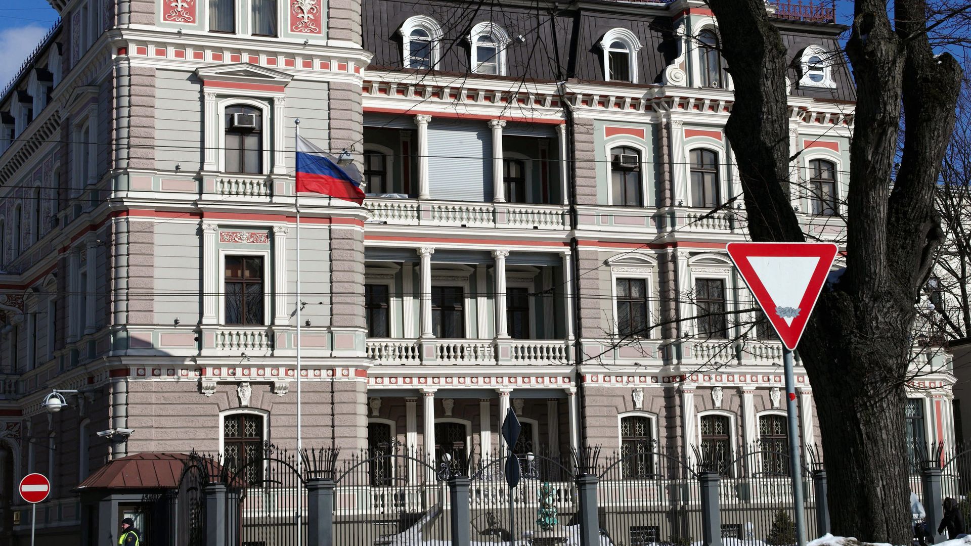Здание посольства РФ в Латвии Здание посольства РФ в Латвии - РИА Новости, 1920, 10.09.2026