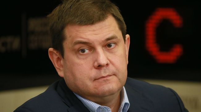 Алексей Емельянов