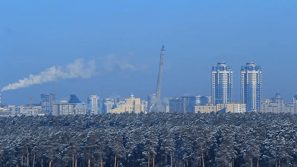 Снос башни в Екатеринбурге показали на видео Снос башни в Екатеринбурге показали на видео