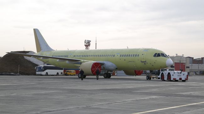 Самолет МС-21-300 Самолет МС-21-300