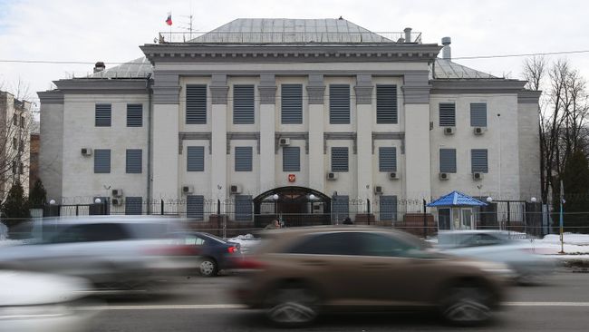 Здание посольства Российской Федерации в Киеве. Архивное фото Здание посольства Российской Федерации в Киеве. Архивное фото