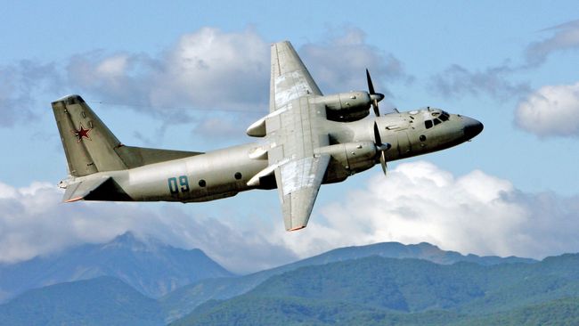 Военно-транспортный самолет Ан-26 Военно-транспортный самолет Ан-26