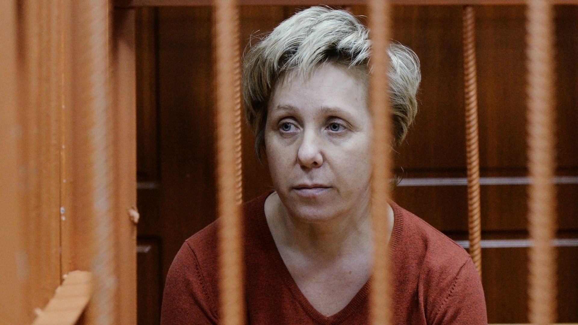 Генеральный директор торгового центра Зимняя вишня Надежда Судденок в Заводском районном суде в Кемерово. 27 марта 2018 Генеральный директор торгового центра Зимняя вишня Надежда Судденок в Заводском районном суде в Кемерово. 27 марта 2018 - РИА Новости, 1920, 20.07.2021