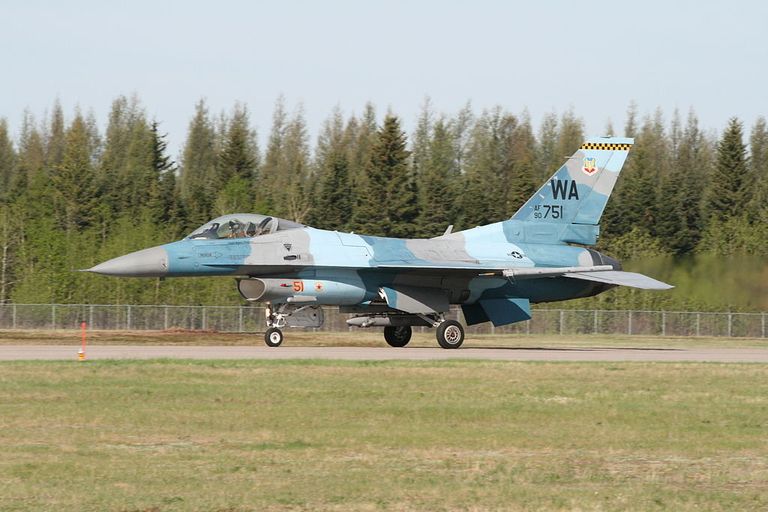 Истребители F-16С 64-й эскадрильи агрессоров (64th Aggressor Squadron) 