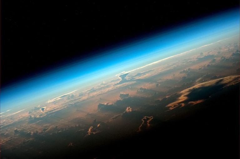 Вид на Землю с борта МКС снятый космонавтом Роскосмоса Олегом Артемьевым Вид на Землю с борта МКС снятый космонавтом Роскосмоса Олегом Артемьевым
