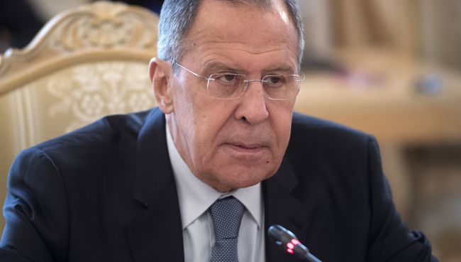МИД РФ Сергей Лавров во время встречи с МИД Бангладеш Абулом Хасаном Махмудом Али. 2 апреля 2018 МИД РФ Сергей Лавров во время встречи с МИД Бангладеш Абулом Хасаном Махмудом Али. 2 апреля 2018