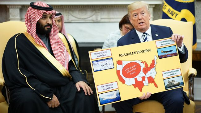 Президент США Дональд Трамп и наследный принц Саудовской Аравии Мухаммед бен Салман во время встречи в Белом доме в Вашингтоне