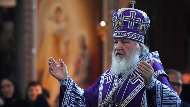 Патриарх Московский и всея Руси Кирилл во время богослужения в праздник Благовещения Пресвятой Богородицы в кафедральном соборном Храме Христа Спасителя в Москве. 7 апреля 2018 Патриарх Московский и всея Руси Кирилл во время богослужения в праздник Благовещения Пресвятой Богородицы в кафедральном соборном Храме Христа Спасителя в Москве. 7 апреля 2018