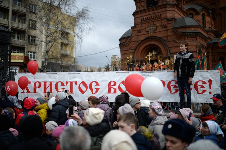 Пасхальный крестный ход в Новосибирске
