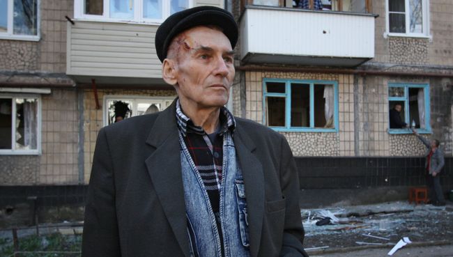 Житель Куйбышевского района, пострадавший в результате обстрела Донецка. 11 апреля 2018 Житель Куйбышевского района, пострадавший в результате обстрела Донецка. 11 апреля 2018