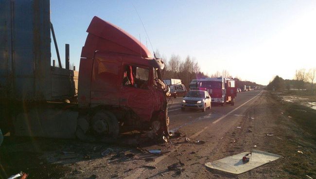 На месте ДТП в Череповецком районе Вологодской области. 13 апреля 2018 На месте ДТП в Череповецком районе Вологодской области. 13 апреля 2018