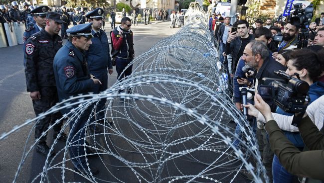 Акция протеста оппозиции в Ереване. 16 апреля 2018 Акция протеста оппозиции в Ереване. 16 апреля 2018