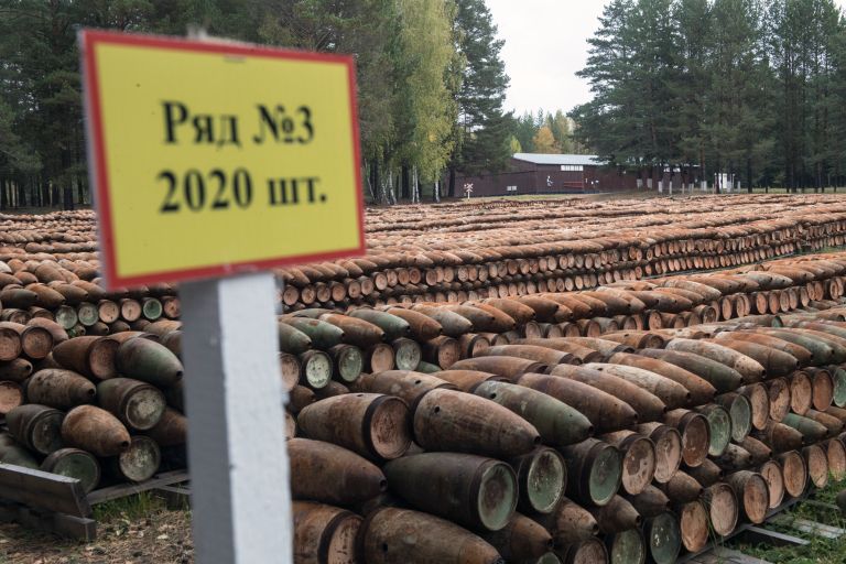 Площадка открытого хранения обожженных боеприпасов с отравляющими веществами на объекте Кизнер в Удмуртии. 27 сентября 2017 года Площадка открытого хранения обожженных боеприпасов с отравляющими веществами на объекте Кизнер в Удмуртии. 27 сентября 2017 года