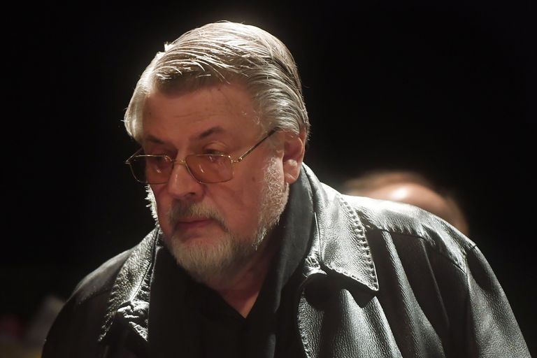 Художественный руководитель Театра сатиры, актер Александр Ширвиндт на церемонии прощания с народной артисткой России Ниной Дорошиной в московском театре Современник. 24 апреля 2018