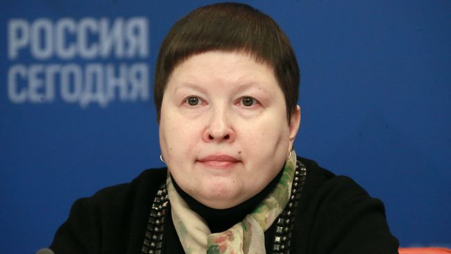 Елена Сутормина