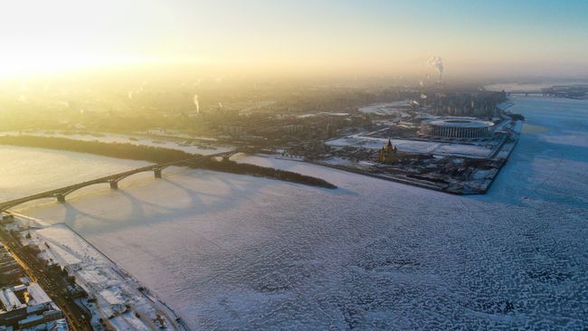 Стрелка Оки и Волги в Нижнем Новгороде