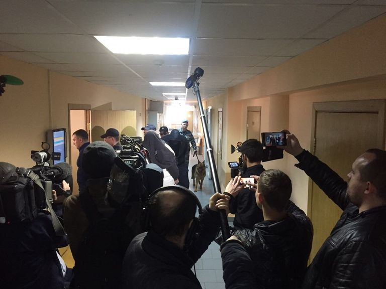Суд над членами банды, которая нападала в аэропортах на перевозчиков денег Суд над членами банды, которая нападала в аэропортах на перевозчиков денег