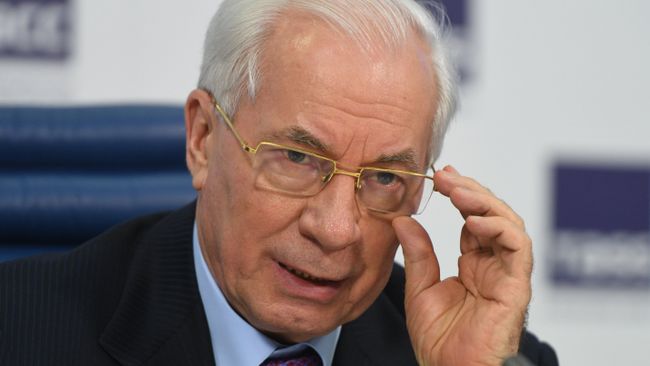 Николай Азаров