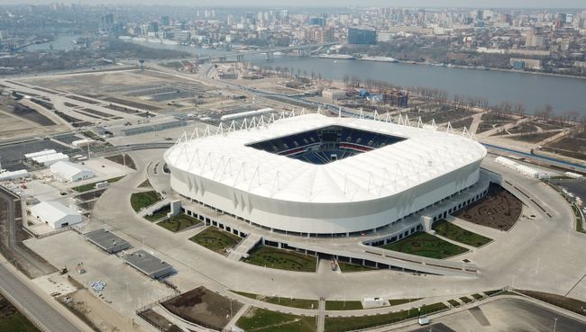 Футбольный стадион Ростов Арена. Архивное фото Футбольный стадион Ростов Арена. Архивное фото