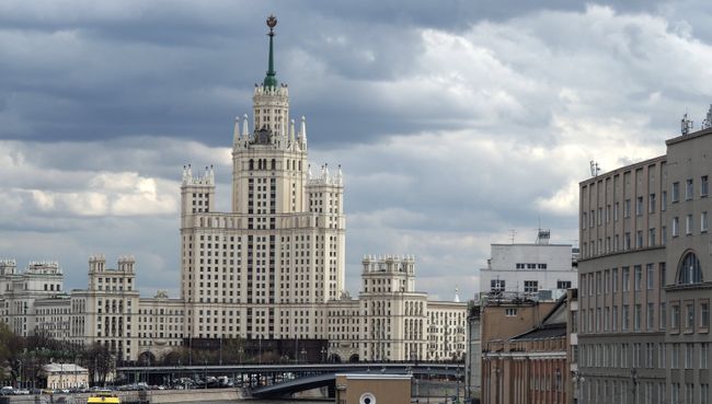 Дом на Котельнической набережной в Москве