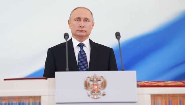 Избранный президент РФ Владимир Путин во время церемонии инаугурации в Кремле. 7 мая 2018