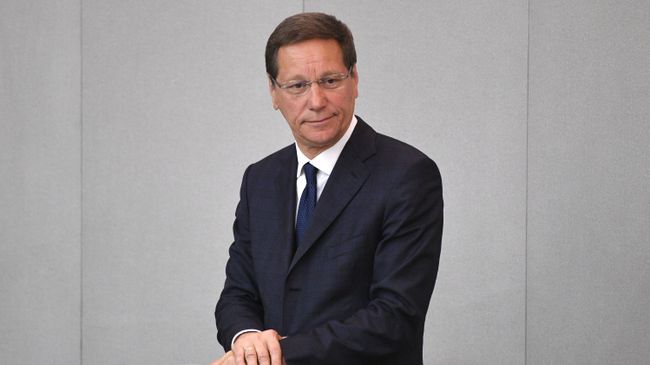 Первый заместитель председателя Государственной Думы РФ Александр Жуков на пленарном заседании Государственной Думы РФ. 8 мая 2018