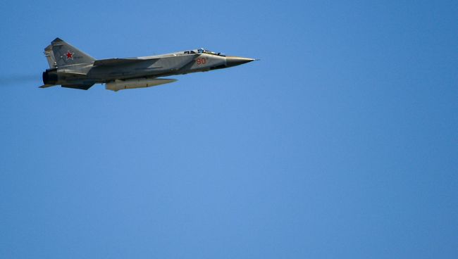 Сверхзвуковой истребитель-перехватчик МиГ-31БМ. Архивное фото