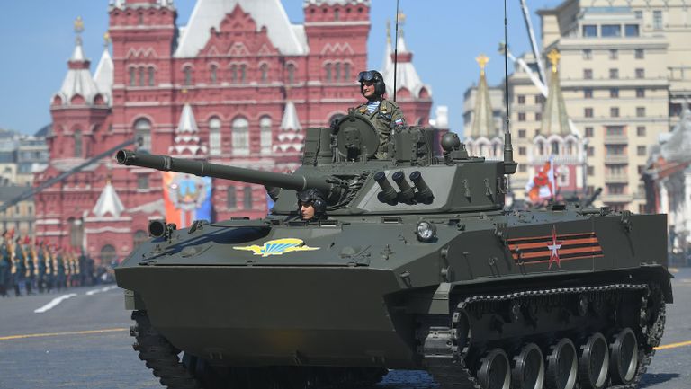 Боевая машина десанта БМД-4М Садовница на военном параде, посвященном 73-й годовщине Победы в ВОВ Боевая машина десанта БМД-4М Садовница на военном параде, посвященном 73-й годовщине Победы в ВОВ
