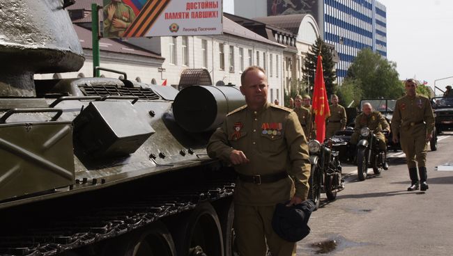 Участники военного парада в ЛНР. 9 мая 2018
