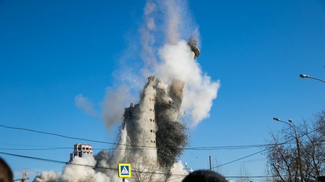 Снос недостроенной телевизионной башни фв Екатеринбурге Снос недостроенной телевизионной башни фв Екатеринбурге
