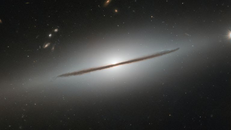 Галактика NGC 1032, расположенная в созвездии Кита Галактика NGC 1032, расположенная в созвездии Кита