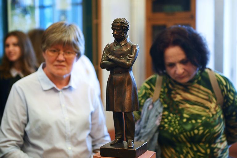 Посетители Музея Серебряного века во время акции Ночь музеев в Москве. 19 мая 2018 Посетители Музея Серебряного века во время акции Ночь музеев в Москве. 19 мая 2018