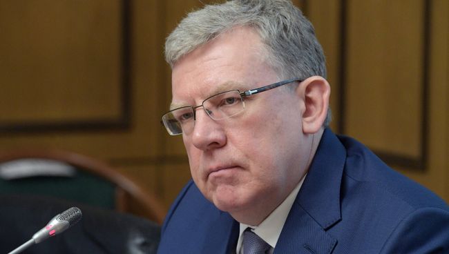 Кандидат на пост председателя Счетной палаты Алексей Кудрин во время встречи с представителями фракций в Государственной Думе РФ. 21 мая 2018 Кандидат на пост председателя Счетной палаты Алексей Кудрин во время встречи с представителями фракций в Государственной Думе РФ. 21 мая 2018