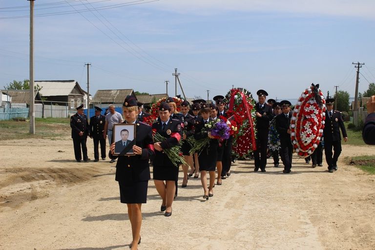 Церемония прощания с Владимиром Горсковым в селе Нижняя Банновка в Красноармейском районе Саратовской области. 21 мая 2018