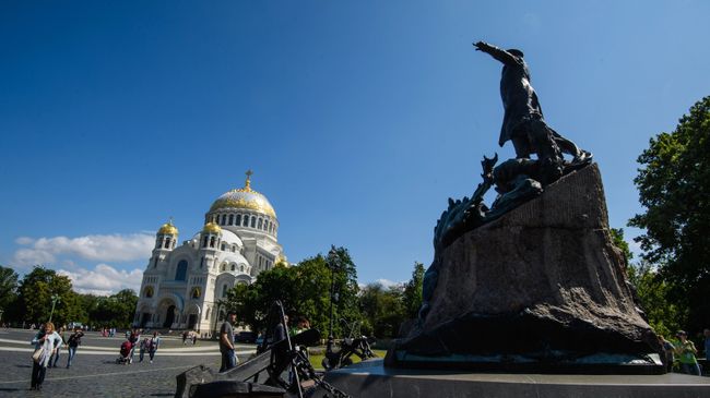 Кронштадт и Леон отметили пятилетие побратимства