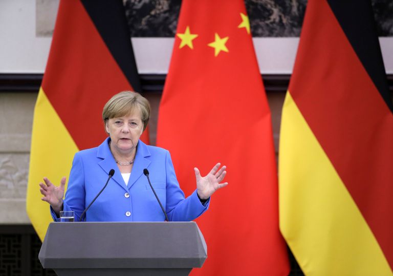 Канцлер Германии Ангела Меркель на пресс-конференции после переговоров с премьером Госсовета КНР Ли Кэцяном. 24 мая 2018