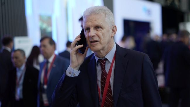 Андрей Фурсенко на Петербургском международном экономическом форуме. 24 мая 2018 Андрей Фурсенко на Петербургском международном экономическом форуме. 24 мая 2018