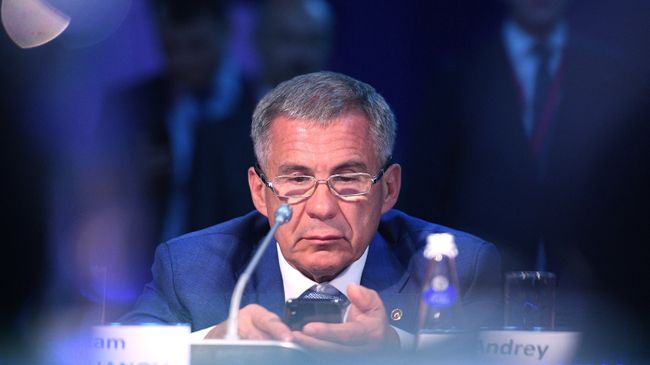 Президент Республики Татарстан Рустам Минниханов Президент Республики Татарстан Рустам Минниханов