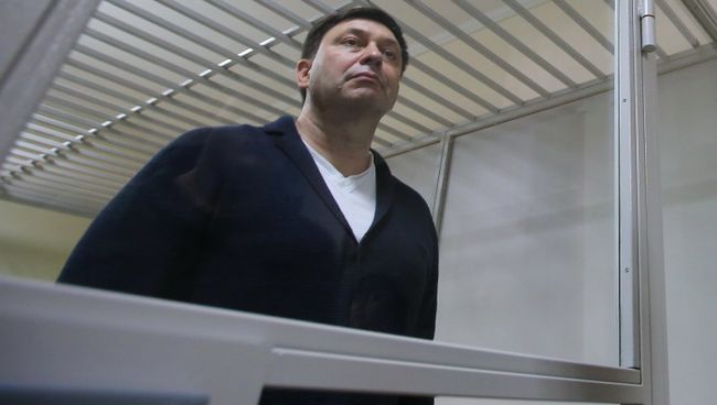 Руководитель портала РИА Новости Украина Кирилл Вышинский во время рассмотрения апелляции на арест в Херсонском зале суда. Архивное фото