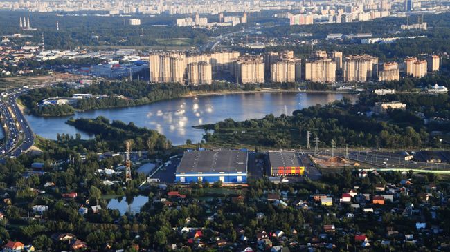 Застройка в районе канала имени Москвы Застройка в районе канала имени Москвы