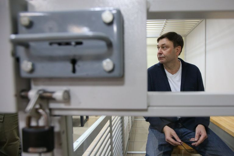 Руководитель портала РИА Новости Украина Кирилл Вышинский во время рассмотрения апелляции на арест в Херсонском зале суда. 29 мая 2018