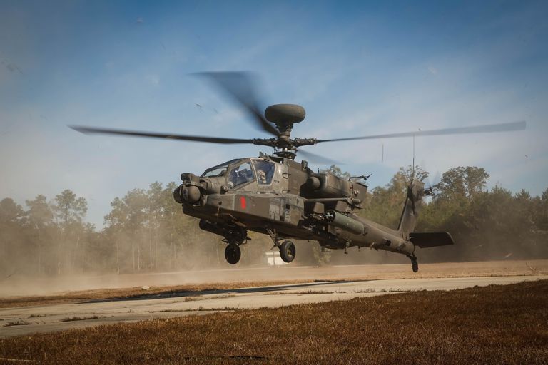 Вертолет AH-64D Apache Longbow Block III Вертолет AH-64D Apache Longbow Block III