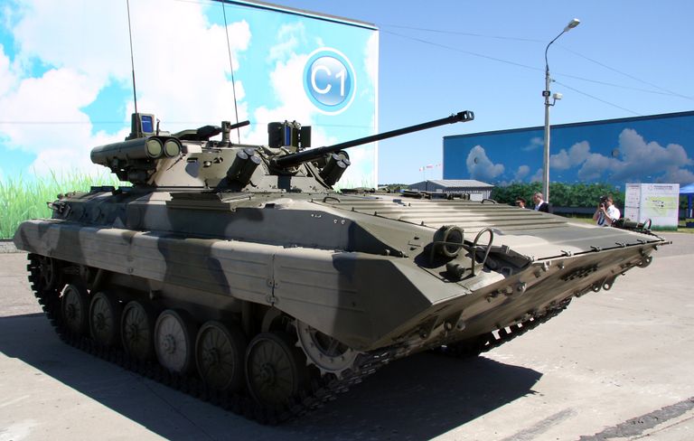 БМП-2М с модулем Бережок на международном форуме Технологии в машиностроении 2010 БМП-2М с модулем Бережок на международном форуме Технологии в машиностроении 2010