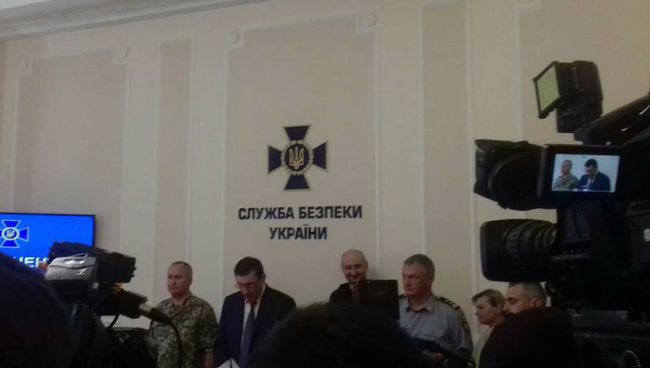 Журналист Аркадий Бабченко на брифинге в СБУ в Киеве, Украина. 30 мая 2018 Журналист Аркадий Бабченко на брифинге в СБУ в Киеве, Украина. 30 мая 2018
