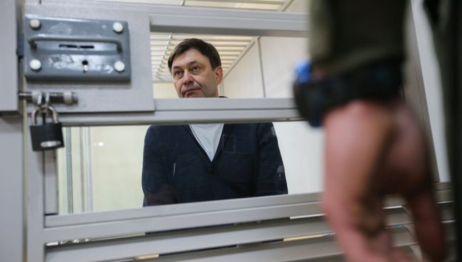 Кирилл Вышинский во время рассмотрения апелляции на арест в Херсонском суде. 1 июня 2018 Кирилл Вышинский во время рассмотрения апелляции на арест в Херсонском суде. 1 июня 2018