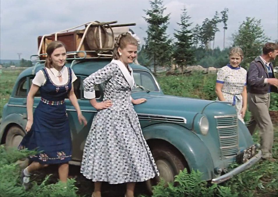 Кадр из фильма Москва слезам не верит(1979) Кадр из фильма Москва слезам не верит(1979) - РИА Новости, 1920, 04.09.2020
