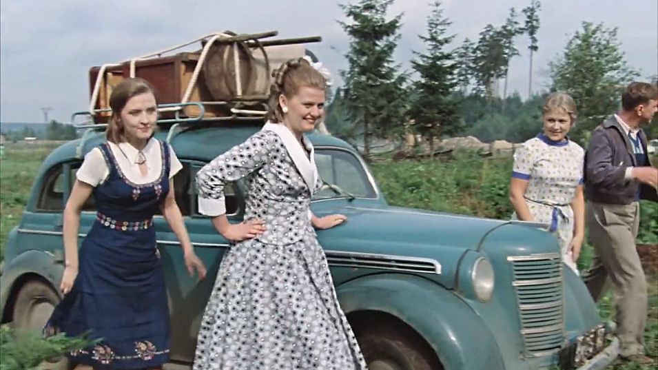 Кадр из фильма Москва слезам не верит(1979) Кадр из фильма Москва слезам не верит(1979) - РИА Новости, 1920, 09.06.2018